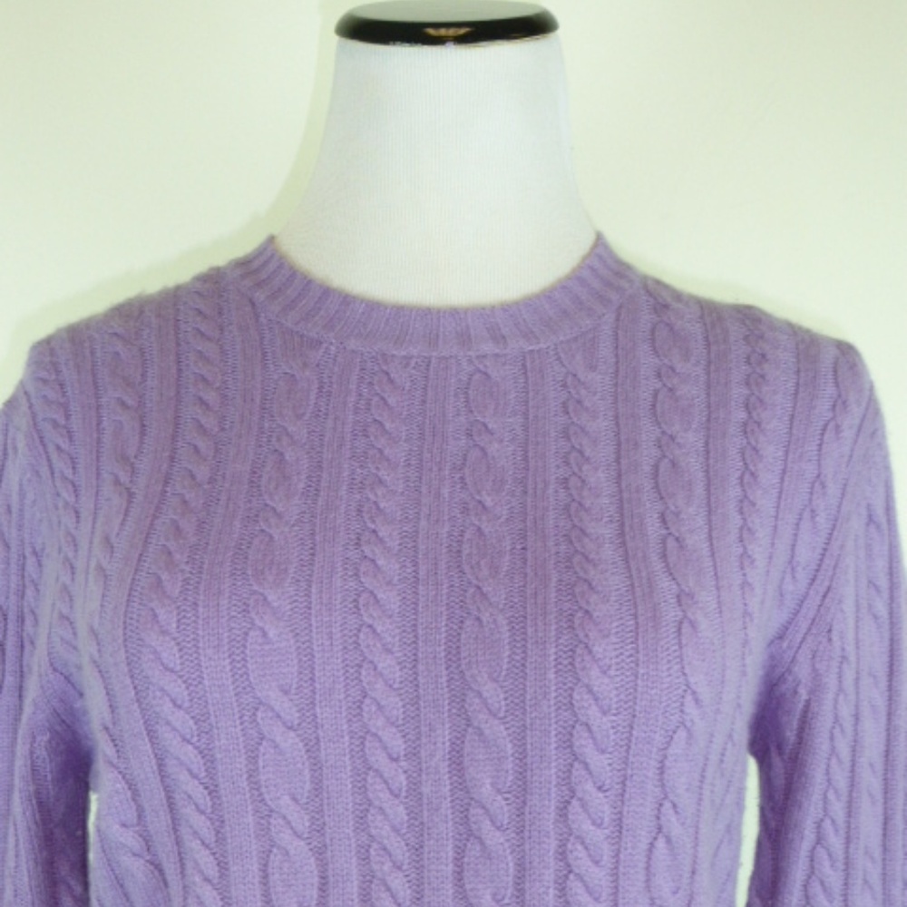 Henri Bendel purple cashmere cable sweater M